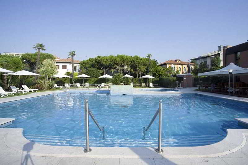 Db Villas Le Ville Del Lido Resort Венеция Лидо Екстериор снимка